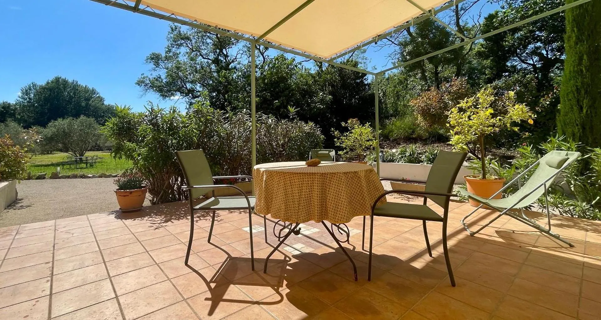 Domaine Au Coeur Des Alpilles Bed and Breakfast Maussane les Alpilles